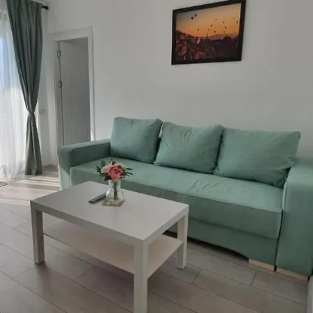 Monden ApartHotel Mamaia Nord 2 minute de plaja Apartament *